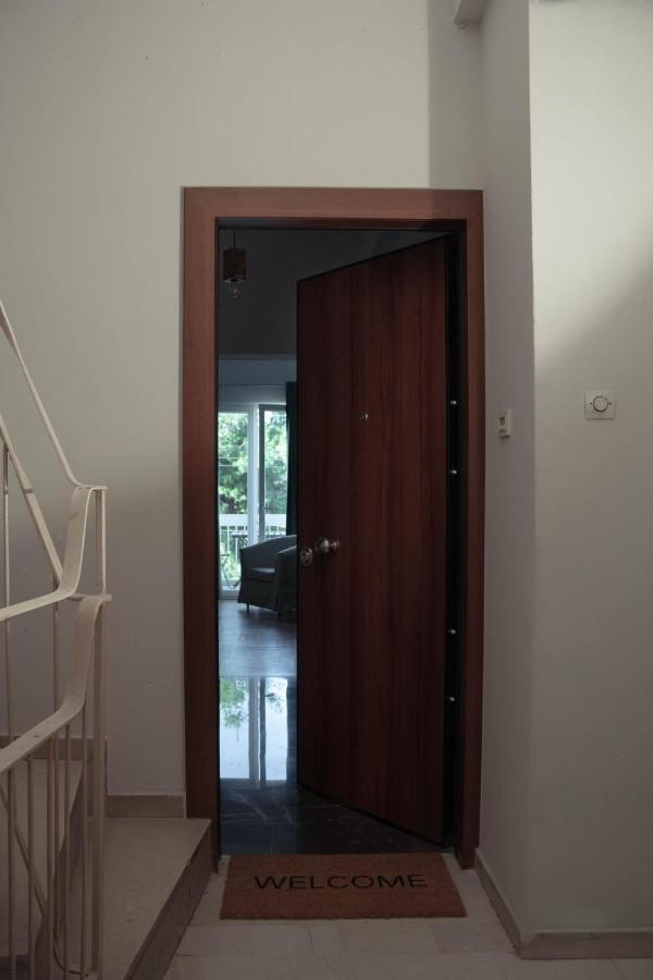 Cosy And Central Home In Athens Exterior photo